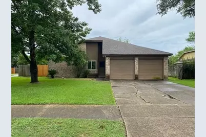 523 Gleneagles Drive, Friendswood, TX 77546 - Photo 1