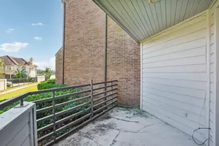1725 Enterprise Ave, League City, TX 77573 - Photo 7
