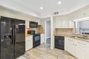1725 Enterprise Ave, League City, TX 77573 - Photo 9