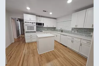 1518 Lawrence Street, Rosenberg, TX 77471 - Photo 9