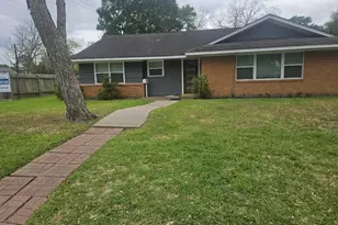 1518 Lawrence St, Rosenberg, TX 77471 - Photo 1