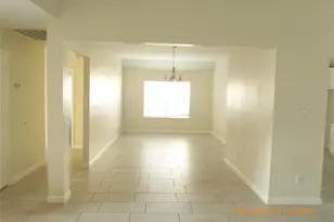 5018 Kleinbrook Dr, Houston, TX 77066 - Photo 3