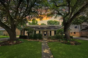 7907 12 Fairway Ln, Humble, TX 77346 - Photo 1
