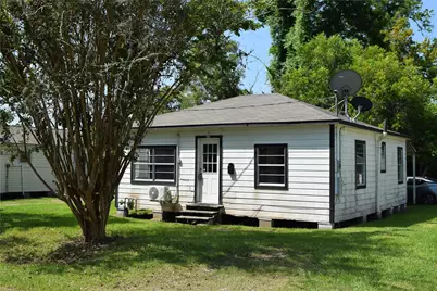 507 Peach Street, Sweeny, TX 77480 - Photo 1