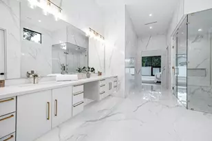 207 W 33rd St, Houston, TX 77018 - Photo 25