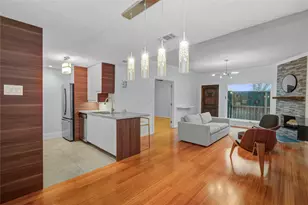 5711 Sugar Hill Dr, Houston, TX 77057 - Photo 11