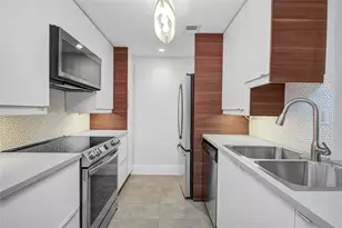 5711 Sugar Hill Dr, Houston, TX 77057 - Photo 5