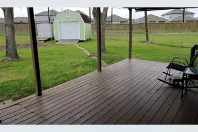 303 N 9th Street, Beasley, TX 77417 - Photo 19