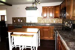 303 N 9th St, Beasley, TX 77417 - Photo 15