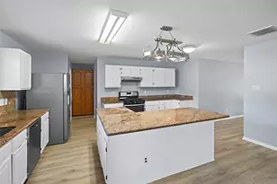 7627 Greenwood Point Dr, Cypress, TX 77433 - Photo 9