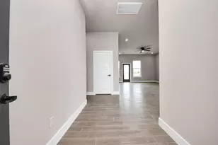 11141 Rd 5503, Cleveland, TX 77327 - Photo 3