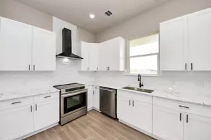 11141 Rd 5503, Cleveland, TX 77327 - Photo 23