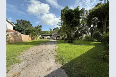 4302 Banner Drive, Houston, TX 77013 - Photo 3