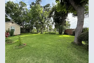 4302 Banner Drive, Houston, TX 77013 - Photo 27