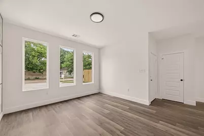 8214 Woodward Street, Houston, TX 77051 - Photo 5