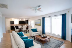 7110 Favian Ct, Houston, TX 77083 - Photo 9