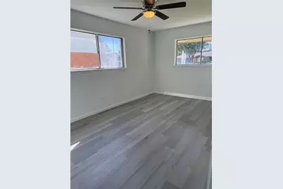 5615 Greylog Drive, Houston, TX 77048 - Photo 7