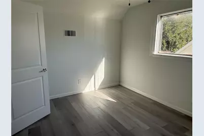 5615 Greylog Drive, Houston, TX 77048 - Photo 17