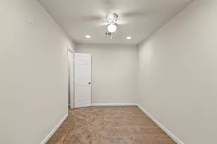 7750 Avenue J, Houston, TX 77012 - Photo 15