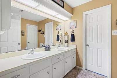 6711 Campden Drive, Spring, TX 77379 - Photo 17