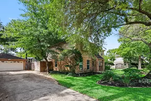 6711 Campden Dr, Spring, TX 77379 - Photo 3