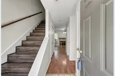 26 Willowwood Circle, The Woodlands, TX 77381 - Photo 3