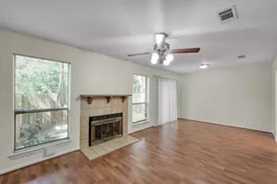 26 Willowwood Cir, The Woodlands, TX 77381 - Photo 7