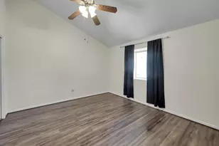 26 Willowwood Cir, The Woodlands, TX 77381 - Photo 19