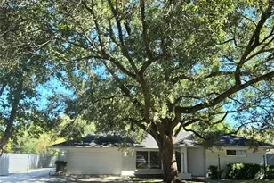 11907 Renwick Dr, Houston, TX 77035 - Photo 3