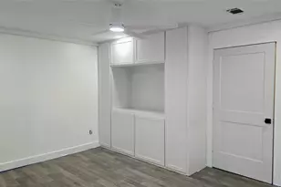 11907 Renwick Dr, Houston, TX 77035 - Photo 11