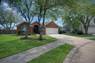 14802 Newton Falls Ln, Sugar Land, TX 77498 - Photo 3