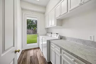 4714 Holt, Bellaire, TX 77401 - Photo 25
