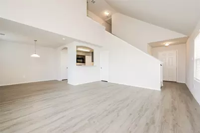943 Imperial Heights Drive, Houston, TX 77073 - Photo 5