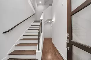 952 W 18th St, Houston, TX 77008 - Photo 5