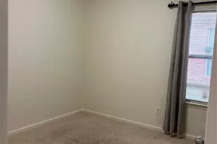 5218 Meadow Canyon Dr, Sugar Land, TX 77479 - Photo 9