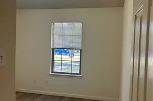 5218 Meadow Canyon Dr, Sugar Land, TX 77479 - Photo 9