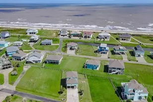 3228 Castle Dr, Crystal Beach, TX 77650 - Photo 43