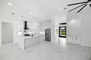 1519 Waco St, Dayton, TX 77535 - Photo 13