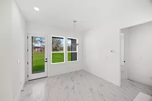 1519 Waco St, Dayton, TX 77535 - Photo 9