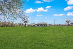 1519 Waco St, Dayton, TX 77535 - Photo 29