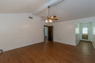 450 Norvell St, Beaumont, TX 77707 - Photo 3