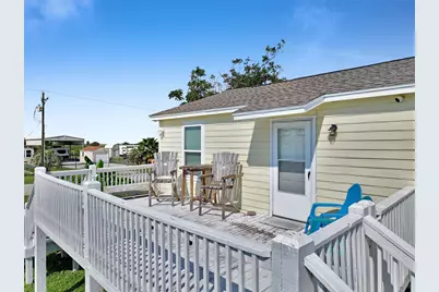 1120 N Monkhouse Drive, Crystal Beach, TX 77650 - Photo 11