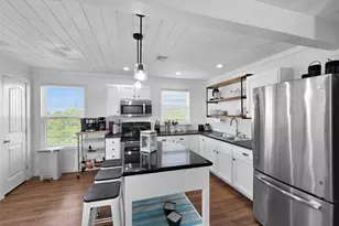 1120 N Monkhouse Dr, Crystal Beach, TX 77650 - Photo 29