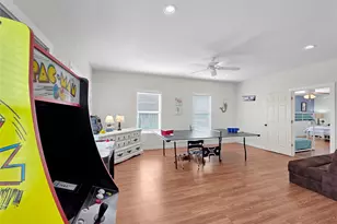 1120 N Monkhouse Dr, Crystal Beach, TX 77650 - Photo 35