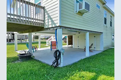 1120 N Monkhouse Drive, Crystal Beach, TX 77650 - Photo 15