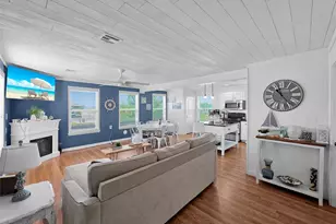 1120 N Monkhouse Dr, Crystal Beach, TX 77650 - Photo 21