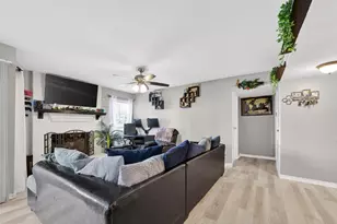 3919 Fairmont Pkwy, Pasadena, TX 77504 - Photo 5