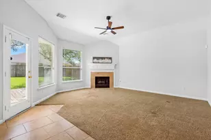 16806 Bay Ledge Ct, Friendswood, TX 77546 - Photo 11