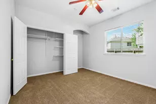 16806 Bay Ledge Ct, Friendswood, TX 77546 - Photo 21