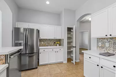 16806 Bay Ledge Court, Friendswood, TX 77546 - Photo 9